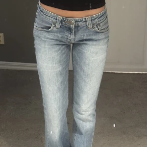 nudie jeans - lågmidjade jeans från nudie , passar xs ! bra skick 