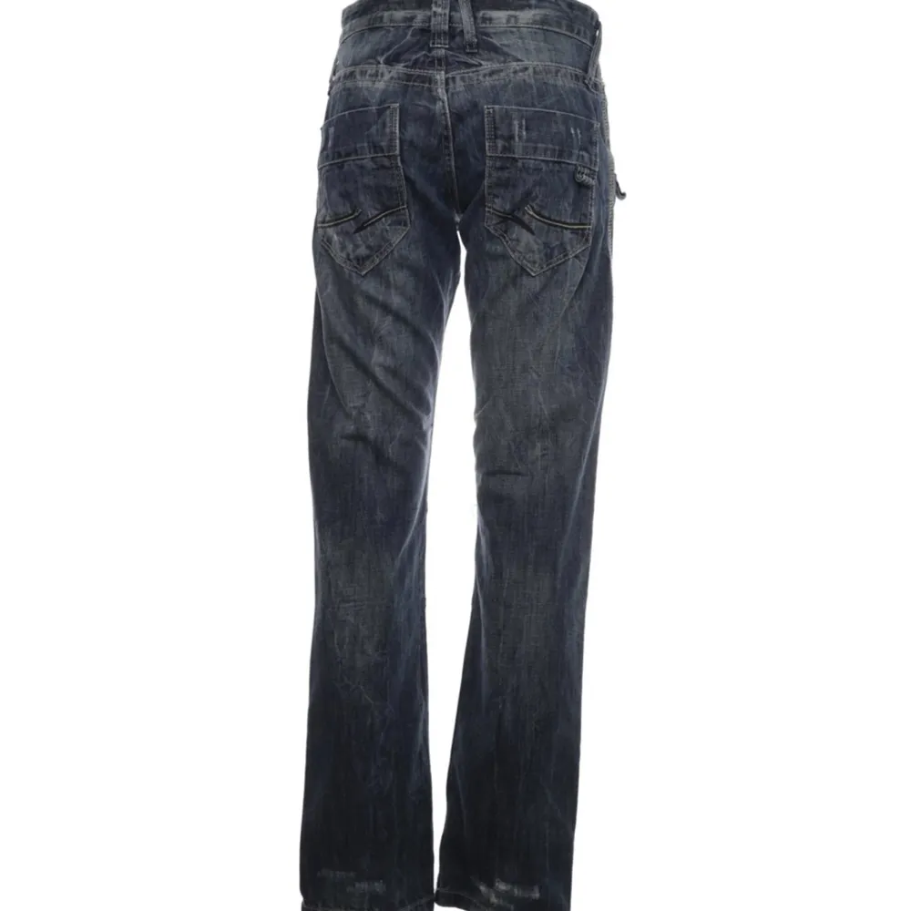 straight leg jeans storlek S 🥸. Jeans & Byxor.