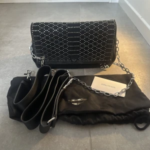 Zadig väska - Köpt för 2 årsen och är i mycket gott skick!! kom privat för mer info  original pris: 5000