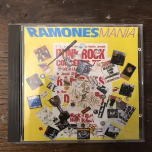 Ramones skiva köpt på loppis bra cond