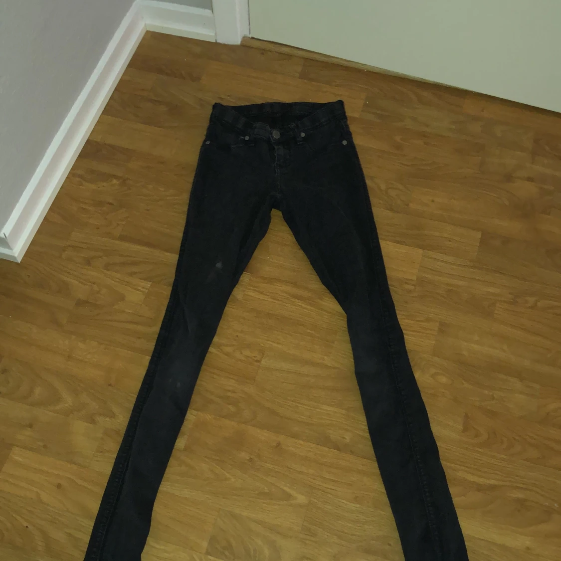 Låg midjade skini byxor