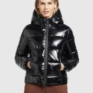 Jacka - En skitsnygg jacka från Khujo❣️ Knappt använd så i jättebra skick!! Nypris 2059kr, skriv för flera bilder☺️☺️