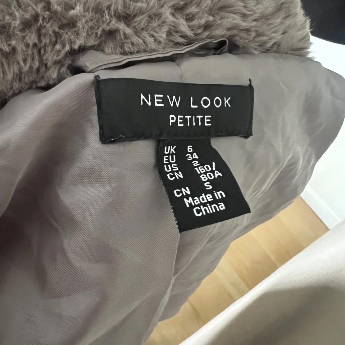 Supermysig grå pälsjacka - 91