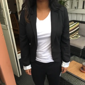  - Knappt använd jätte fin! Priser inkl frakt 