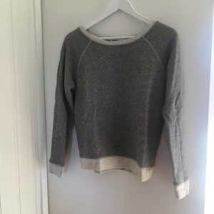  - Jättefin tröja från Cubus i strolek M. Använt 2 gånger