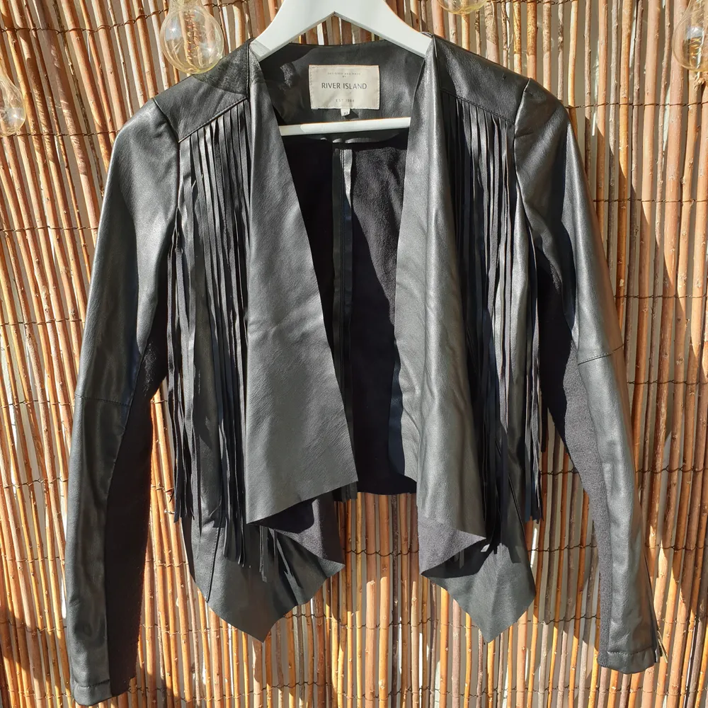 Leather look jacket with fringe - from River Island - size 10/36. Jackor.