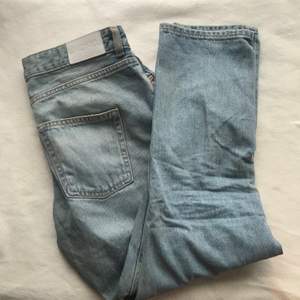 Jeans i typ boyfriend modell¿ Köpare stör för frakt 🥰 Möts ej upp! 