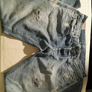  - orgienal Replay Blue jeans size 32 for 350 kr + shipping 