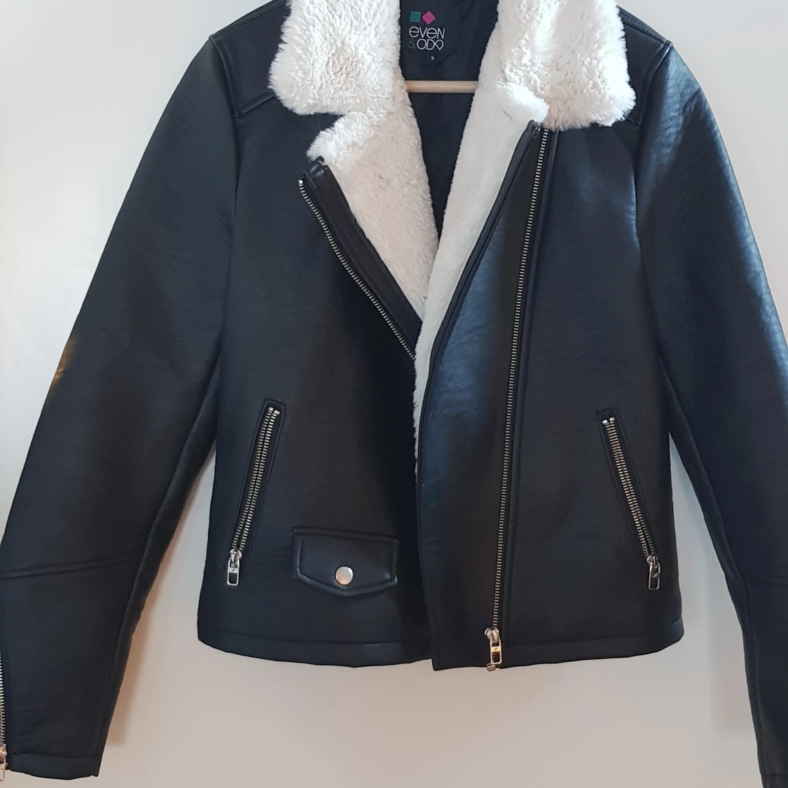 Fuskskinn i varmare modell