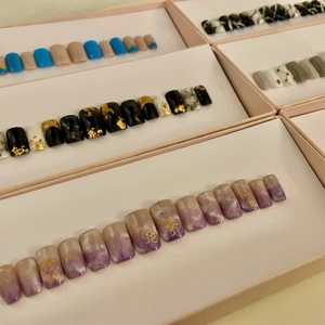 Lösnaglar gel - Lösnaglar gel  ingår med nagelfil, Alkoholservett och lim.