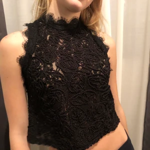 Zara topp - En superfin topp från Zara. Knappt använd 💕🤛