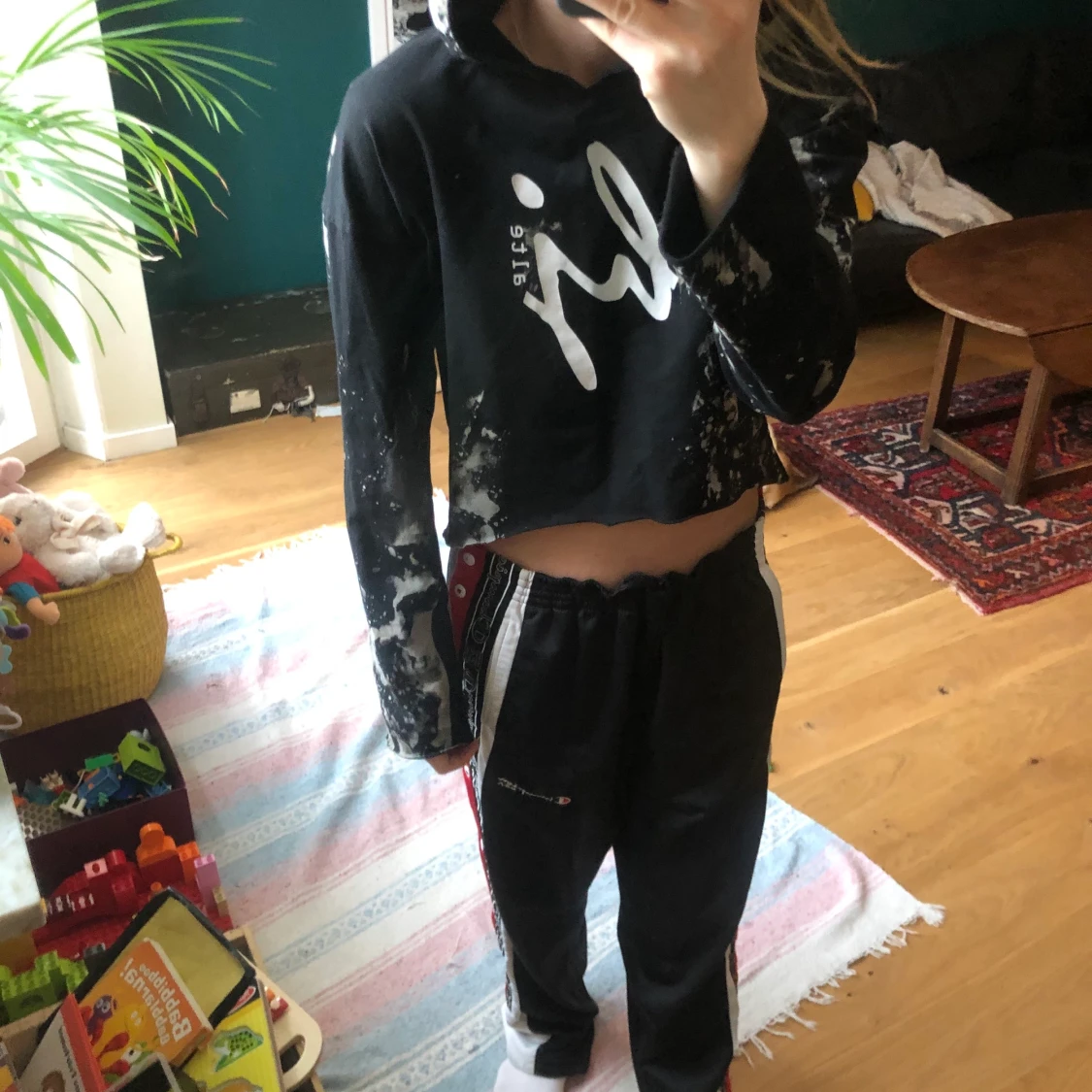 Byhjalhe Hoodie - 90