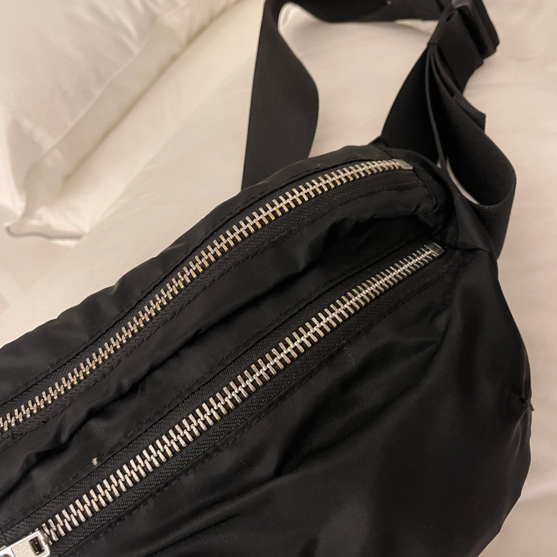 Weekday väska  - 90