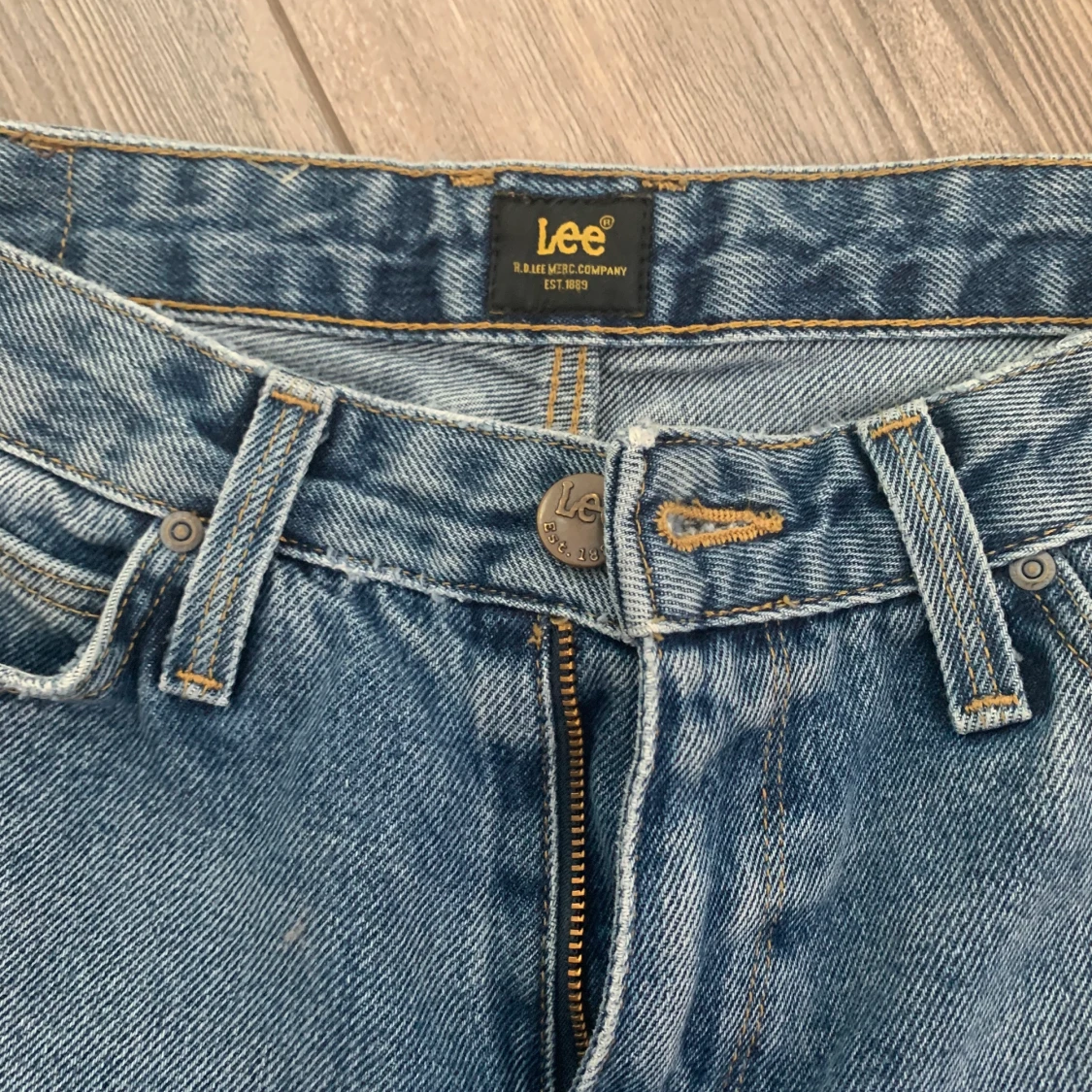 Lee jeans mom straight