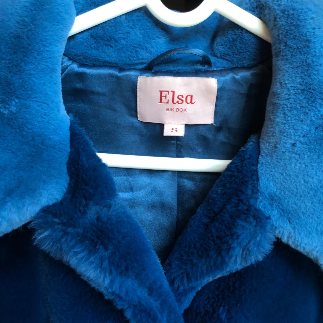 Blå pälsjacka  - 91