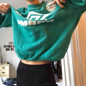  - Umbro sweatshirt 