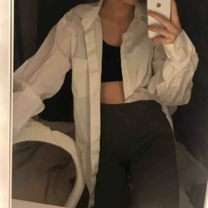  - Stor vi skjorta som man kan styla snyggt!!