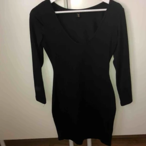  - Storlek S, köpt i Thailand.