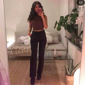  - Perfekta kostymbyxor från Bikbok. Använda en gång