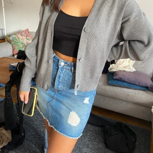 Jeanskjol - Supersnygg jeanskjol i storlek XS-S