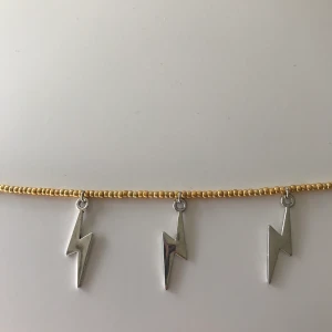 Halsband  - Säljer detta super fina halsband🤩