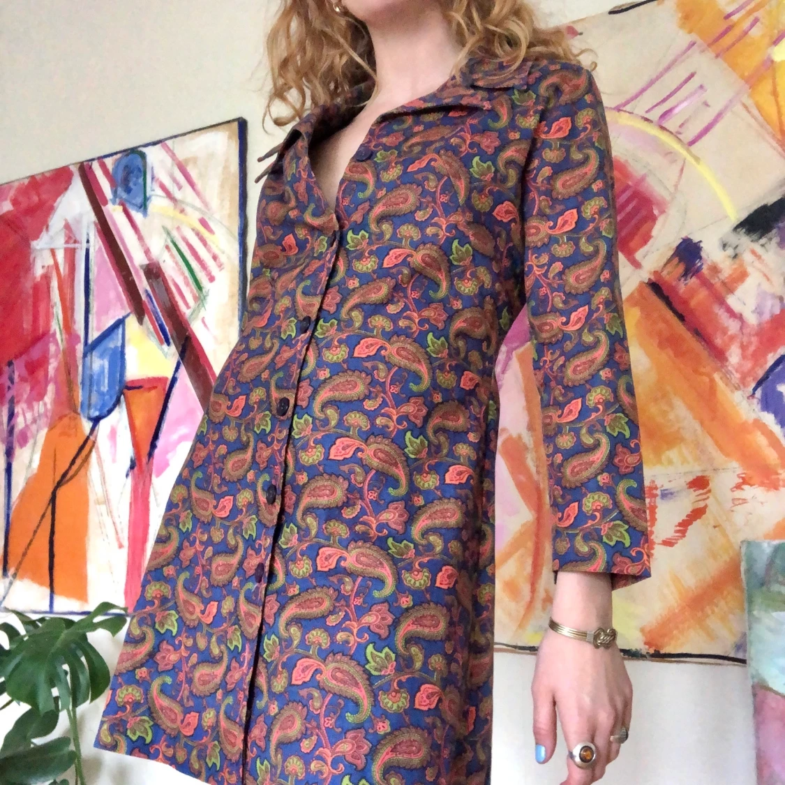 Vintage klänning i paisley-mönster