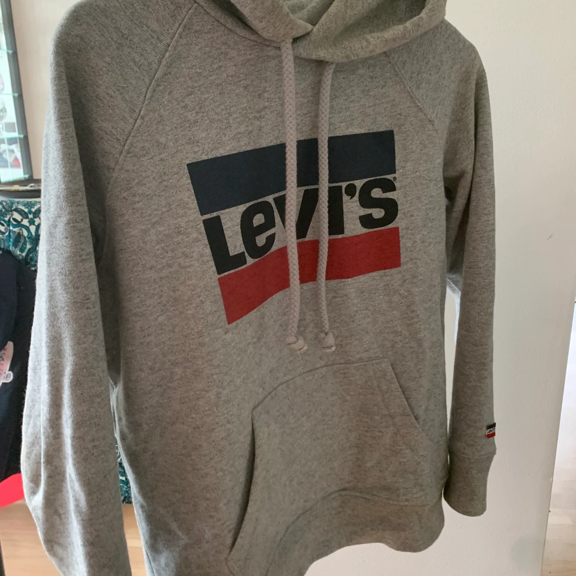 Levi’s hoodie - 91