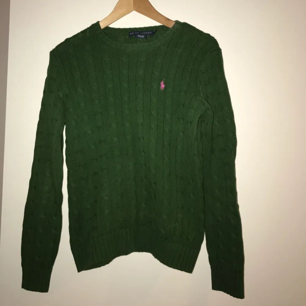 Ralph lauren tröja, använd 1 gång.. Stickat.