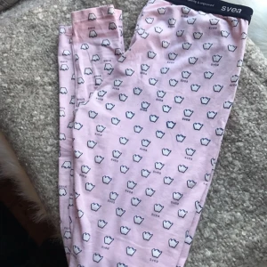  - Svea långkalsonger/tights. Storlek S. I perfekt skick. Kan skickas med posten eller hämtas i Gbg 