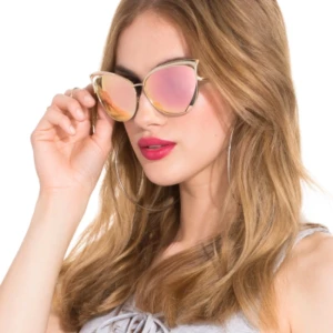  - Helt nya! Köpta på Nelly.com