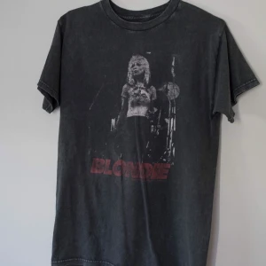  - Blondie band tee från Brandy Melville 