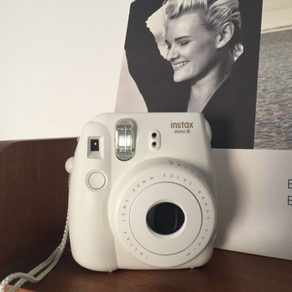 Polaroid Kamera Instax Mini 8 Plick Second Hand Polaroid Kamera Instax Mini 8 Plick Second Hand