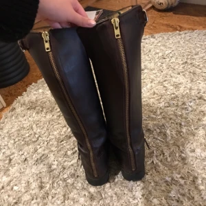  - Johnny bulls stövlar storlek 37, fint skick 