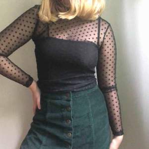 Säljer denna jättefina kjol i grön manchester då den tyvärr är lite för stor. Mycket bra skick! Kan mötas upp i Göteborg eller Alingsås 