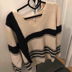  - Frakten är inräknad i priset redan! XS, helt ny och oanvänd! 