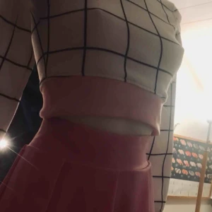  - Helt oanvänd Club outfit från etsy.se Kvitto finns-  900kr för två delar Ny!