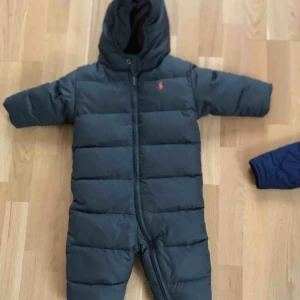  - Overall till pojke i fint skick, strl 12mån Hel och ren