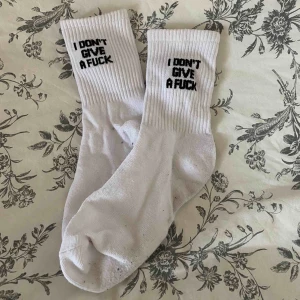  - Säljer ett par balla stumpor då de inte kommer till användning, lite noppriga efter första tvätten men inget som stör helheten. Betalas med swish och köparen står för frakten 🌸