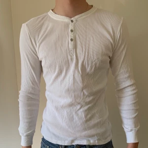 Levi’s farfar tröja - Bra begagnat skick. Sitter ganska slim.