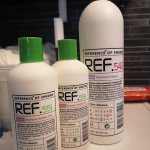 Shampoo oh balsam!  - Shampoo och balsam från märket REF, shampoo och balsam för slitet hår! Reparerar och återfuktar super bra! Säljes pågrund av bytt märke! 