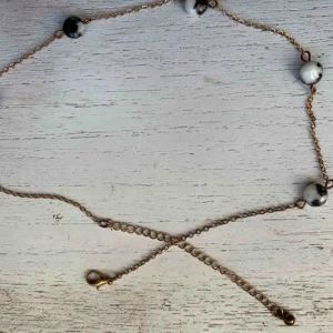  - Säljer detta halsband för 20 kr 31 kr inklusive frakt  Pris kan diskuteras 