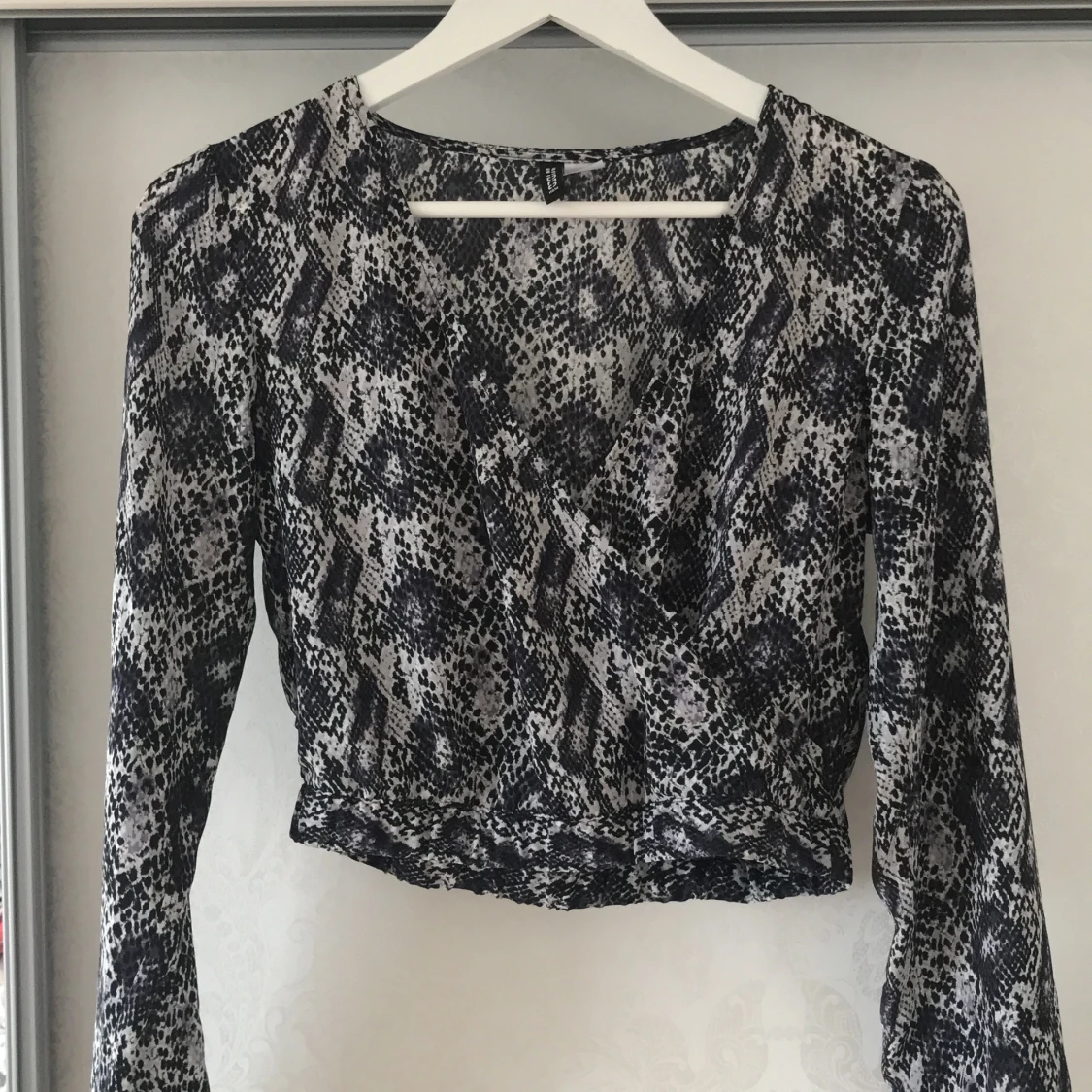 Croppad Snake pantern top - 91