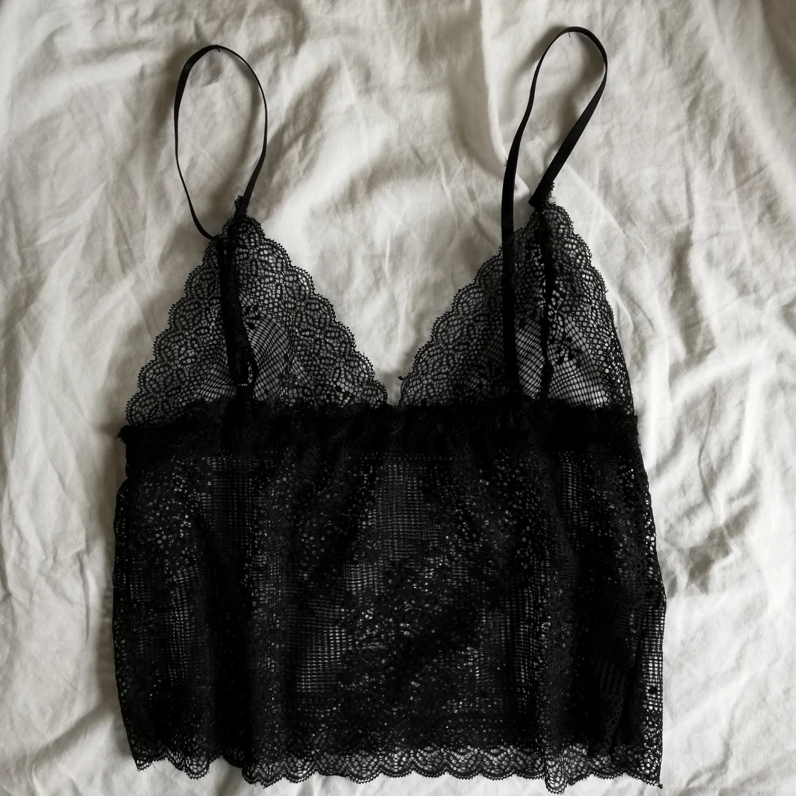 Svart spetslinne strl M