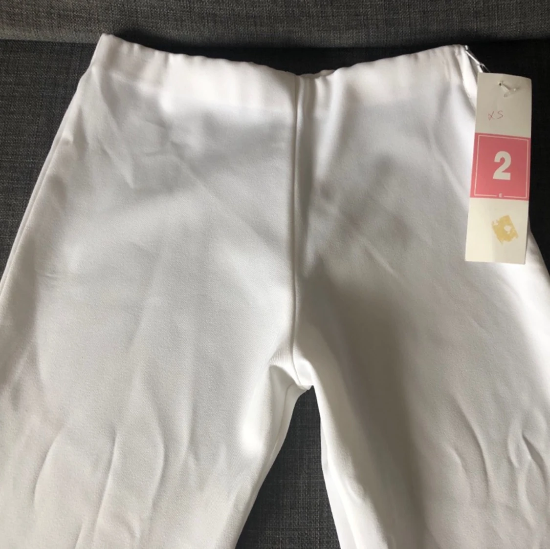 Vita kostymbyxor  - 90
