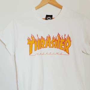 Thrasher T-shirt endast använd några få gånger☁️        Lägg bud:) 