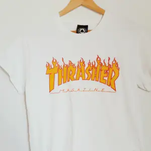 Thrasher T-shirt endast använd några få gånger☁️        Lägg bud:) 
