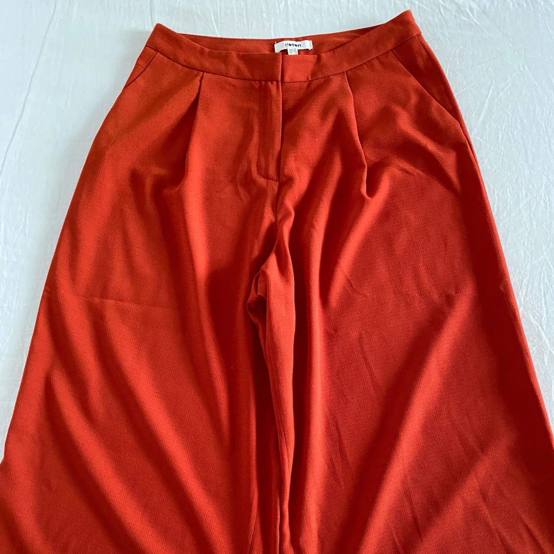 Orange-röda vida byxor - 90