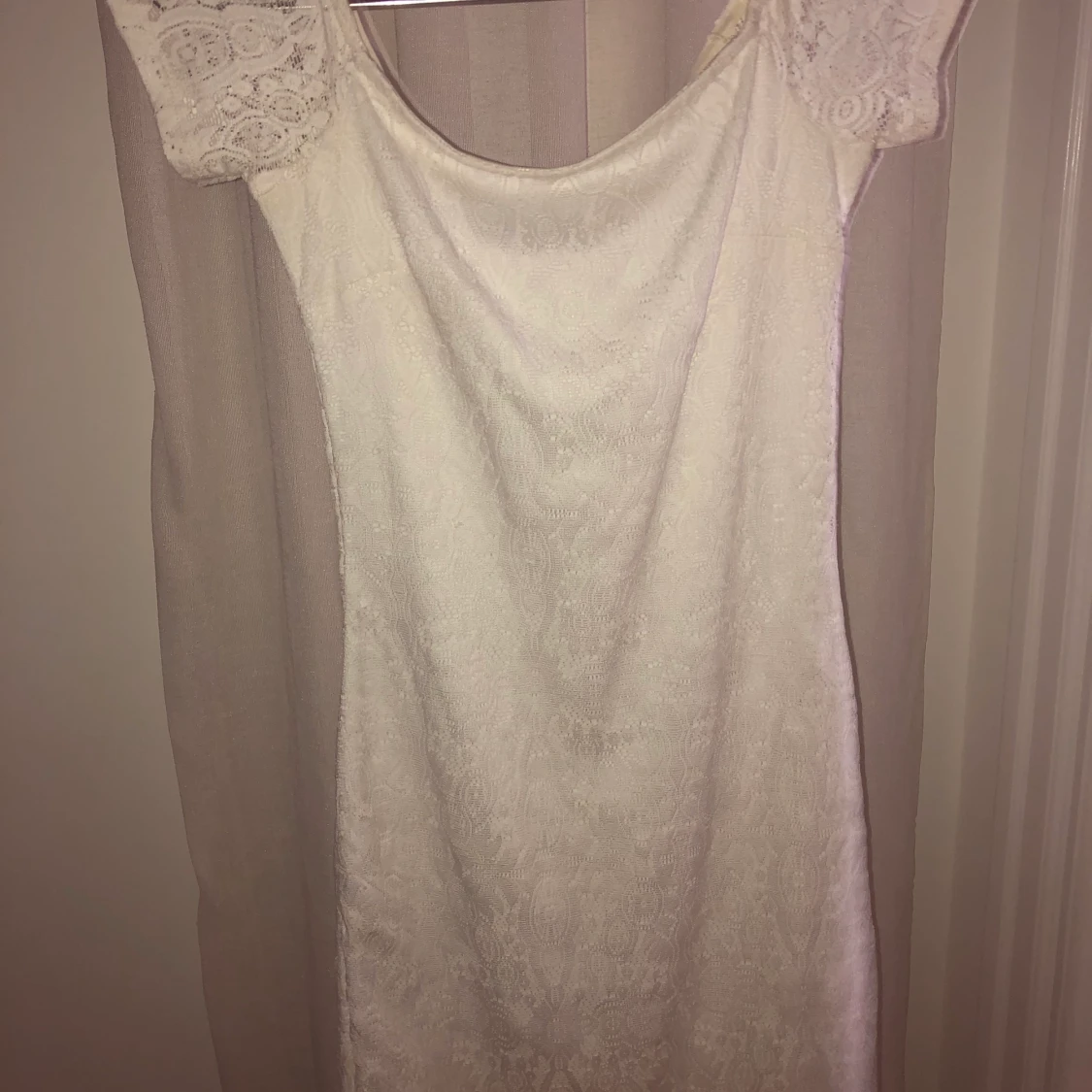 Vit sommarklänning - 90