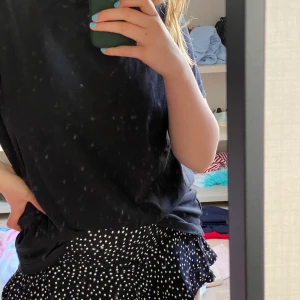 Prickig kjol🦓 - Söt oanvänd kjol💕💘😃😎