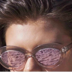 le specs lilac - Super coola lila glasögon! Köpta för 280kr 